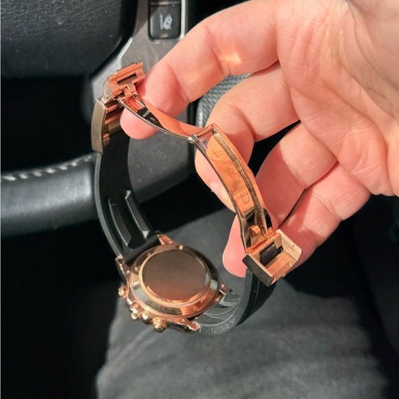 Rose Gold Swiss Luxury Watch - Picture 5 of 6